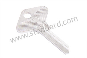 GEAR LEVER LOCKING KEY  (A64442495211)