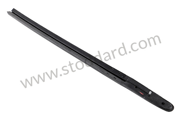 90150541751 - Rubber Insert For Rear Wide S-Trim Deco Strips With Reflector. 911 912 1969-1973. for Porsche 