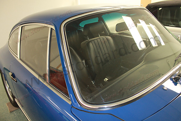 90154191220 - Front Windshield Trim, Right, Bright Aluminum. 911 912 1965-1977. . for Porsche 
