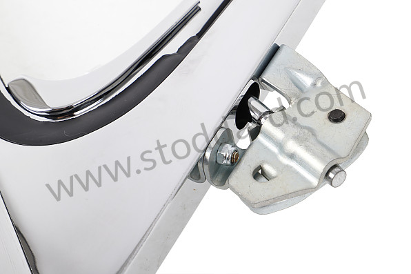 A90154200555 - DOOR GLASS FRAME WITH OPENING GLASS for Porsche 911 70-73 &bull; 1973 &bull; 2.4E &bull; Targa &bull; Automatic Gearbox