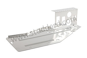 MOUNTING PLATE 