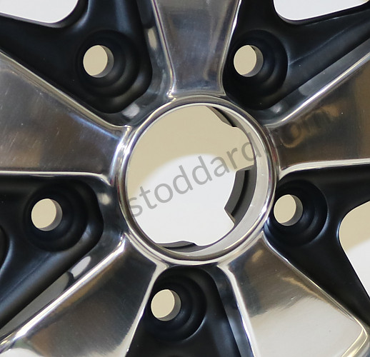 911361020117PB - Maxilite  Wheel 15 X 7-Inch 23.3mm Offset Polished Lip And Petals, Black Insets for Porsche 