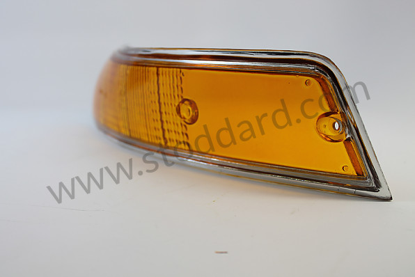 SIC63190303 - Euro-Spec Front Turn Signal Lens, Left, 911 912 1969-72 for Porsche 