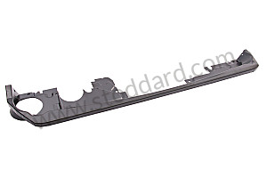 ENGINE COVER OPTION: AIR CONDITIONER (Option code: M559), OPTION: AIR CONDITIONER (Option code: M573)