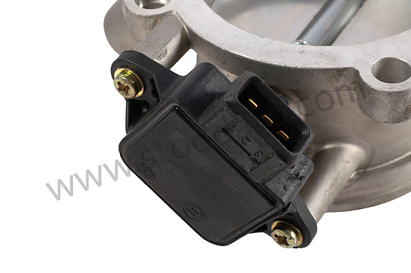 99311012811 - THROTTLE HOUSING for Porsche 993 &bull; 1994 &bull; 993 Carrera 2 &bull; Coupe &bull; Automatic Gearbox