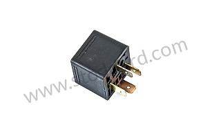 RELAY SECONDARY PUMP / OPTION: STRICTER EMISSION  CONTROL CONCEPT (Option code: M661) (A99361511501)