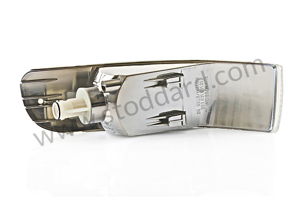 99363106101 - WHITE FRONT INDICATOR (COMES WITH ORANGE BULB) for Porsche 993 &bull; 1995 &bull; 993 Carrera 4 &bull; Coupe &bull; Manual Gearbox, 6 Speed