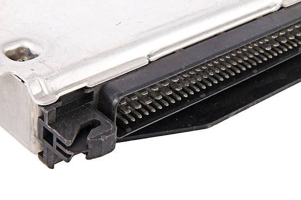 996618601DX - COMPUTER - DME IN STANDARD EXCHANGE 996 98-99 for Porsche 