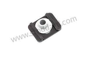 RETAINER PLATE DRIVER&rsquo;S SIDE