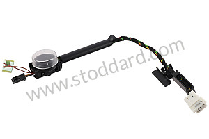 RAIN SENSOR OPTION: AUTOMATICALLY DIMMABLE INTERIOR AND DOOR MIRRORS (Option code: I267), OPTION: RAINS SENSOR (Option code: I268)