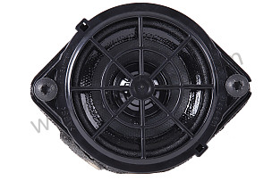 LOUDSPEAKER CENTRAL / OPTION: BOSE SOUND PACKAGE  (Option code: I680) (99764503500)
