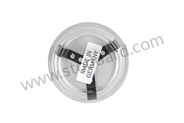 99A000576390 - PORSCHE&reg; HAND-PAINTED SILVER CENTER CAP WITH PAINTED CREST, 1965-1973 for Porsche 