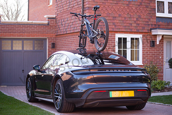 99A000613365 - SOLO BIKE RACK WITH 4 VAACUM CUPS (20KG) for Porsche 996 Gt3 / Gt3-1 &bull; 2000 &bull; 996 Gt3 &bull; Coupe &bull; Manual Gearbox, 6 Speed