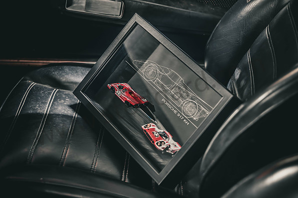 99A001050546 - SPECIAL EDITION FRAME 917 RED for Porsche 