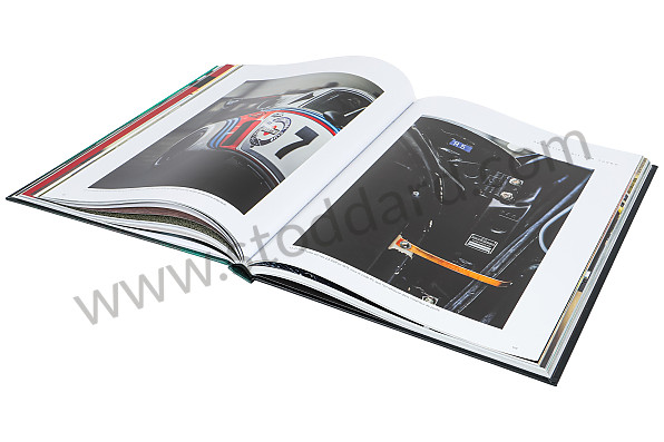 99A001050815 - BOOK PORSCHE, AN ART OF LIVING (FR) for Porsche 