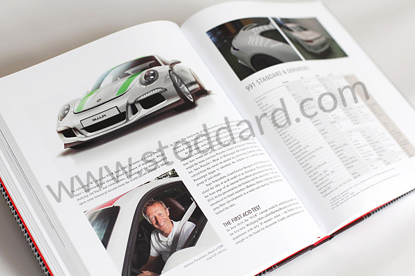 99A001078906 - Book 911 R - Limited and numbered edition - German version for Porsche 