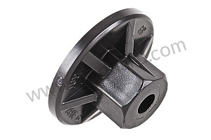 PLASTIC NUT 