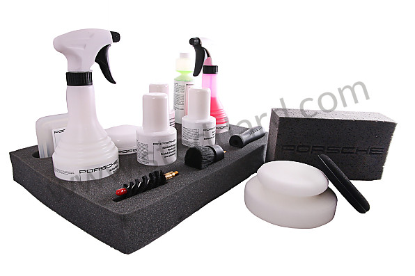 PCG90101041 - Porsche Classic Car Care Set With Pepita Houndstooth Bag. for Porsche 