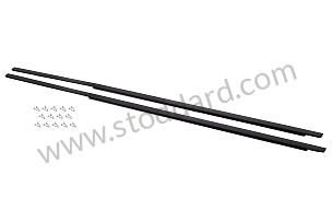 MOULDING PAIR / BLACK / BLACK (99A001026092)