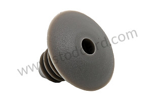 PLUG  (N90584101)