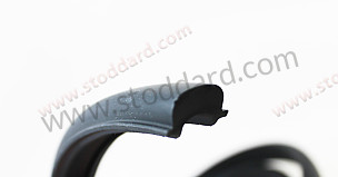 Wide S-Trim Rocker Deco Strip Rubber Insert.  (SIC55910653)