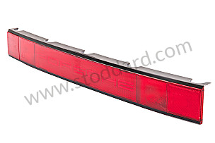 European Rear Center Reflector Panel Light 911 1987-89  (91163312301)