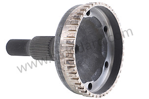 REAR WHEEL SHAFT  (95133223535)