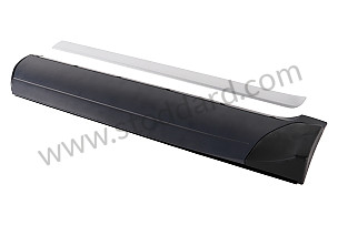 DOOR BASECOAT MOLDING REAR LEFT / OPTION: WITHOUT AEROKIT (Option code: I2D0), OPTION: AEROKIT WITHOUT COVER (Option code: I2D2), OPTION: ALUMINIUM PACKAGE (Option code: IQJ2) (95555968104G2X)
