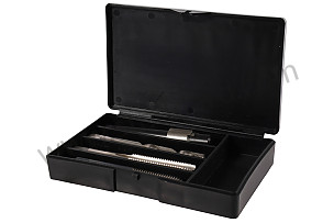 TOOL FOR INSTALLATION OF CYLINDER HEAD STUD INSERT KIT ON MAGNESIUM ENGINE CRANKCASE  (99A000566435)