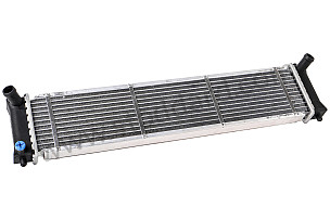 Center Radiator For Boxster 99-04, 996 98-2005  (99610603752)