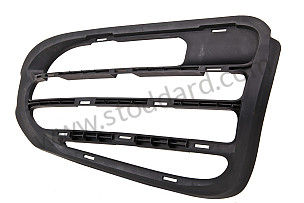VENTILATION GRILLE RIGHT (9965056640001C)