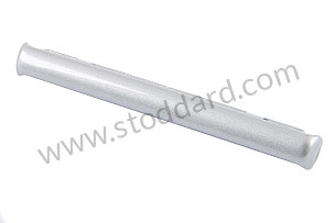 MOULDING Left-hand drive / gt silver grey / gt silver grey (M7Z) / Lacquer / LEFT / OPTION: SPECIAL "50TH ANNIVERSARY SPYDER" MODEL (Option code: M091) (98655238100M7Z)