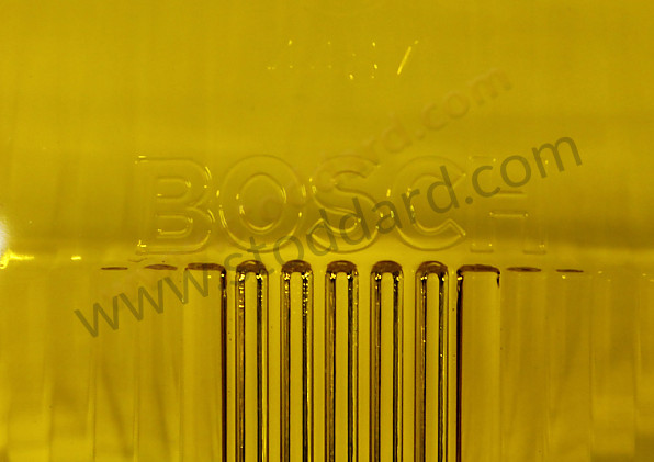 SIC63111101 - Yellow Bosch Headlight Lens For Late 356 And Early 911 / 912. French And Other Markets. for Porsche 