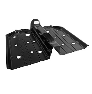 Floor and frame side rail for Porsche 964 &bull; 1989 &bull; 964 Carrera 4 &bull; Coupe &bull; Manual Gearbox, 5 Speed